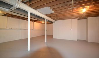 105 BOLTON Ct 156, Ambler, PA 19002