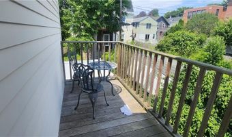 26 Carey St, Newport, RI 02840