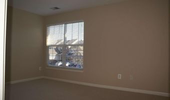 43628 DUNHILL CUP Sq, Ashburn, VA 20147