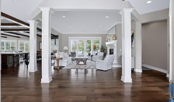 4025 Lochview Ct, Bargersville, IN 46106