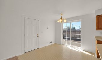 176 19TH St, Springfield, OR 97477
