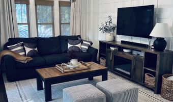 200 S 3RD St, Beresford, SD 57004