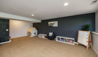 4608 NE Wanda Dr, Ankeny, IA 50021