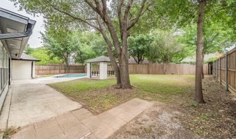 706 Hinsdale Dr, Arlington, TX 76006