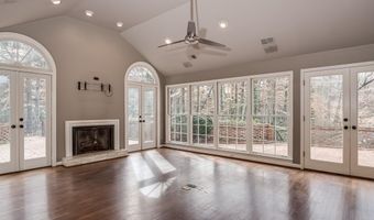 4601 Club Cir NE, Atlanta, GA 30319