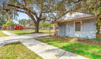 215 E 5TH St, Apopka, FL 32703