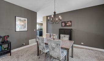 2316 Loop Rd, Algonquin, IL 60102