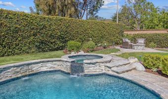 5947 Saint Laurent Dr, Agoura Hills, CA 91301