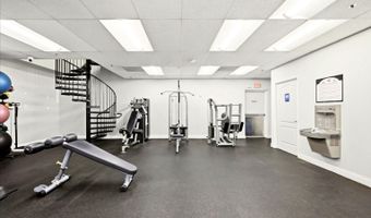 1211 S EADS St S 305, Arlington, VA 22202