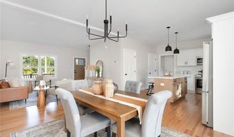 218 Second St, East Providence, RI 02914