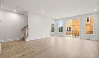 42231 SHINING STAR Sq, Ashburn, VA 20148