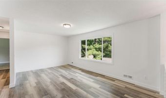 1006 Grant St, Anoka, MN 55303