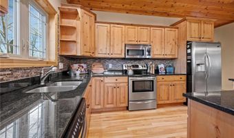 8808 71st St NW, Annandale, MN 55302