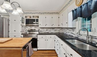 39 Briar Hill Rd, Bristol, NH 03222
