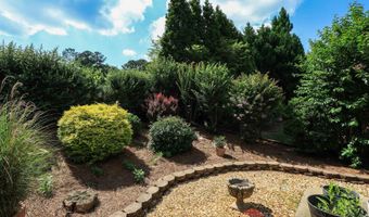 20 COBBLESTONE Dr, Anniston, AL 36207