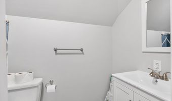 8000 Pembelton Dr, Amelia Court House, VA 23002