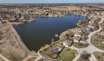 18180 S 153rd St, Basehor, KS 66007
