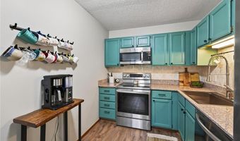 5325 Highpointe Ter, Bloomington, MN 55437