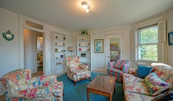 338 MARKET St, Lewes, DE 19958