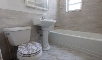 573 AVENUE E 4, Bayonne, NJ 07002