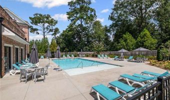 127 Devore 204, Alpharetta, GA 30009