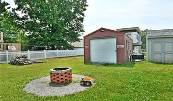 159 N Canfield Niles Rd, Austintown, OH 44515