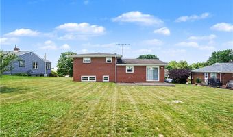 2107 Lynwood Dr, Aliquippa, PA 15001