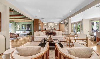 4060 Harclare Ln, Encino, CA 91436