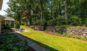 83 Peach Tree Ln, Bristol, CT 06010