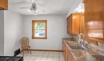 539 Brisbin St, Anoka, MN 55303