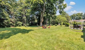14 N Coe Ln, Ansonia, CT 06401