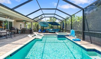 7702 PARADISO Dr, Apollo Beach, FL 33572