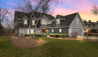 140 RIVER Dr, Appleton, WI 54915