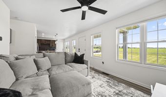5293 Duvall Rd, Ashville, OH 43103