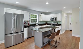 95 MAGNOLIA Ct, Barboursville, VA 22923