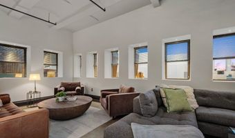 717 Atlantic Ave 8B, Boston, MA 02111