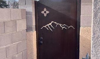 3805 PALOMAS Dr NE, Albuquerque, NM 87110