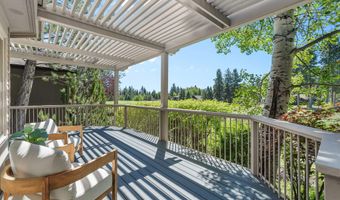 19490 Green Lakes Loop, Bend, OR 97702
