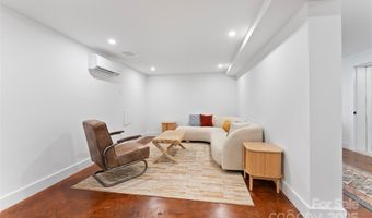 351 Windsor Rd, Asheville, NC 28804