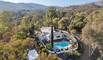 25311 Jesmond Dene Rd, Escondido, CA 92026