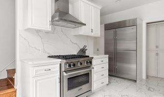 6955 Apple Aly, Bonners Ferry, ID 83805