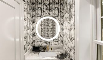 5522 LINCOLN St, Bethesda, MD 20817