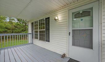 1842 Glacier Dr, Blakeslee, PA 18610
