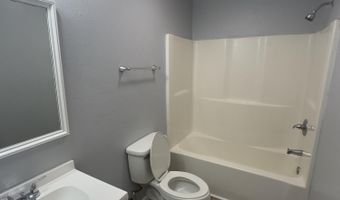 6029 W Hinds St, Bay St. Louis, MS 39520
