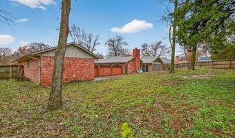 2318 Dorchester Dr, Bartlesville, OK 74006