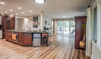 3615 Mountview Ave, Alliance, OH 44601