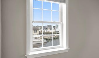 262 EVERGREEN Dr, Bayville, NJ 08721