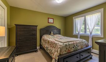 1979 N Hill Rd, Andover, VT 05143