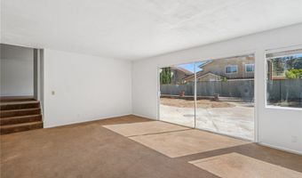 6890 E Georgetown Cir, Anaheim, CA 92807