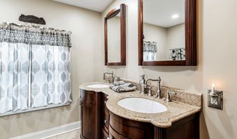 304 8th Ave, Belmar, NJ 07719